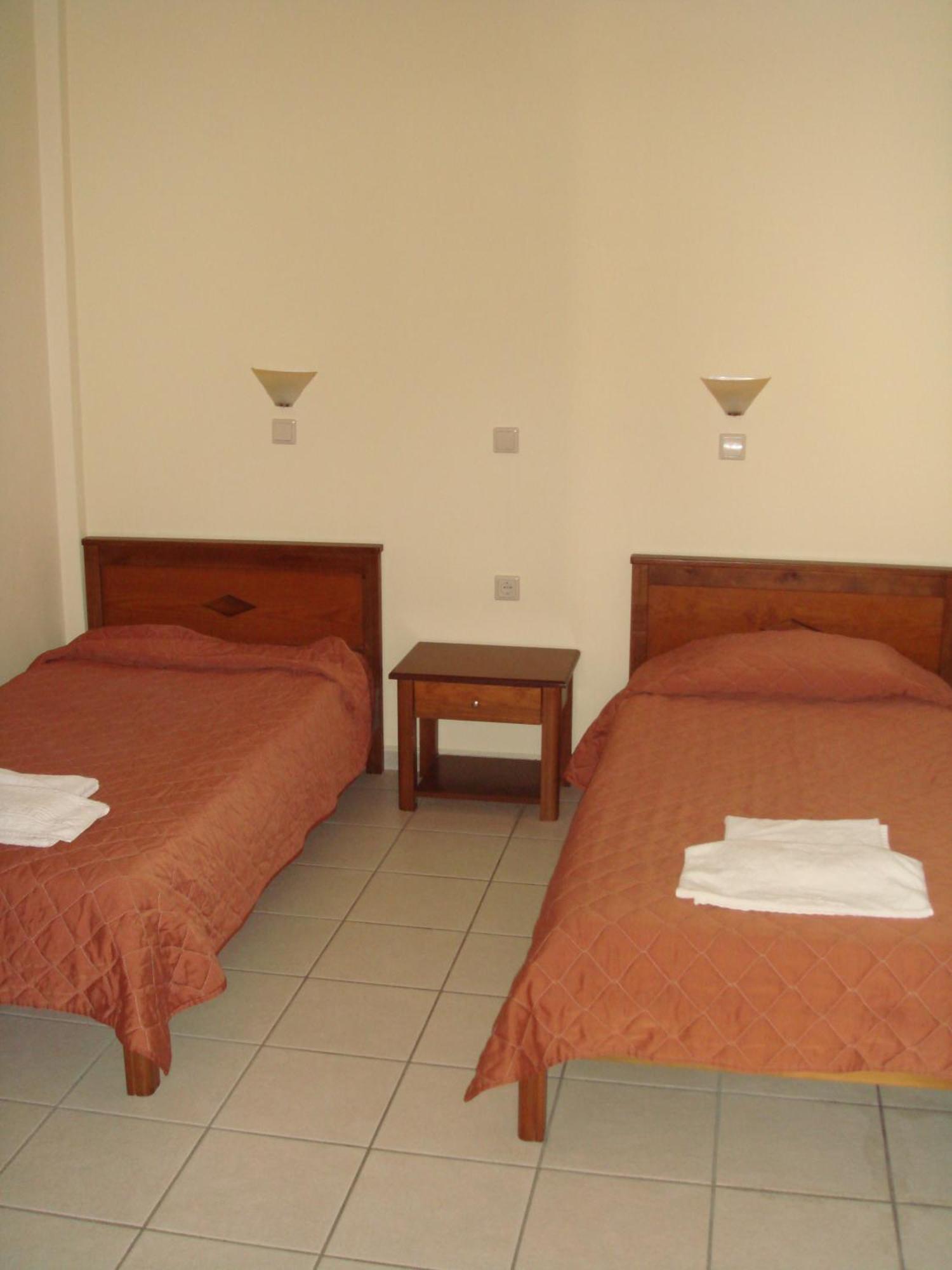 Apart Otel Aloni 3*